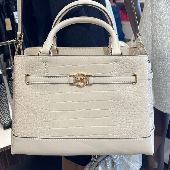 MICHAEL KORS
Reed Large Leather Belted Satchel Crossbody Handbag Center Zip NWT - Picture 6 of 16